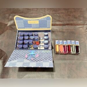 New Stitch case with 24 stylish lipglosses